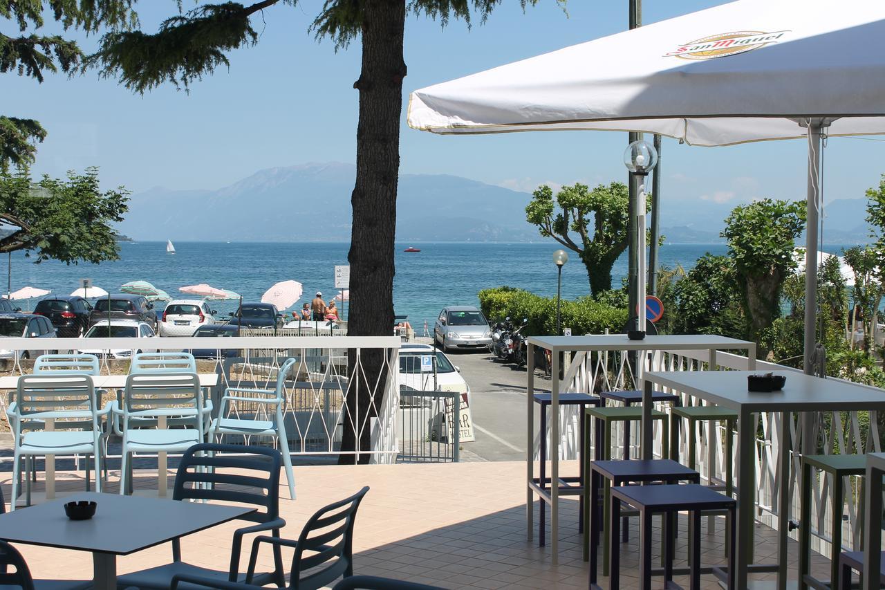Lake Garda Beach Hostel Padenghe sul Garda Buitenkant foto